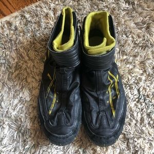 Asics 54 Wrestling shoes